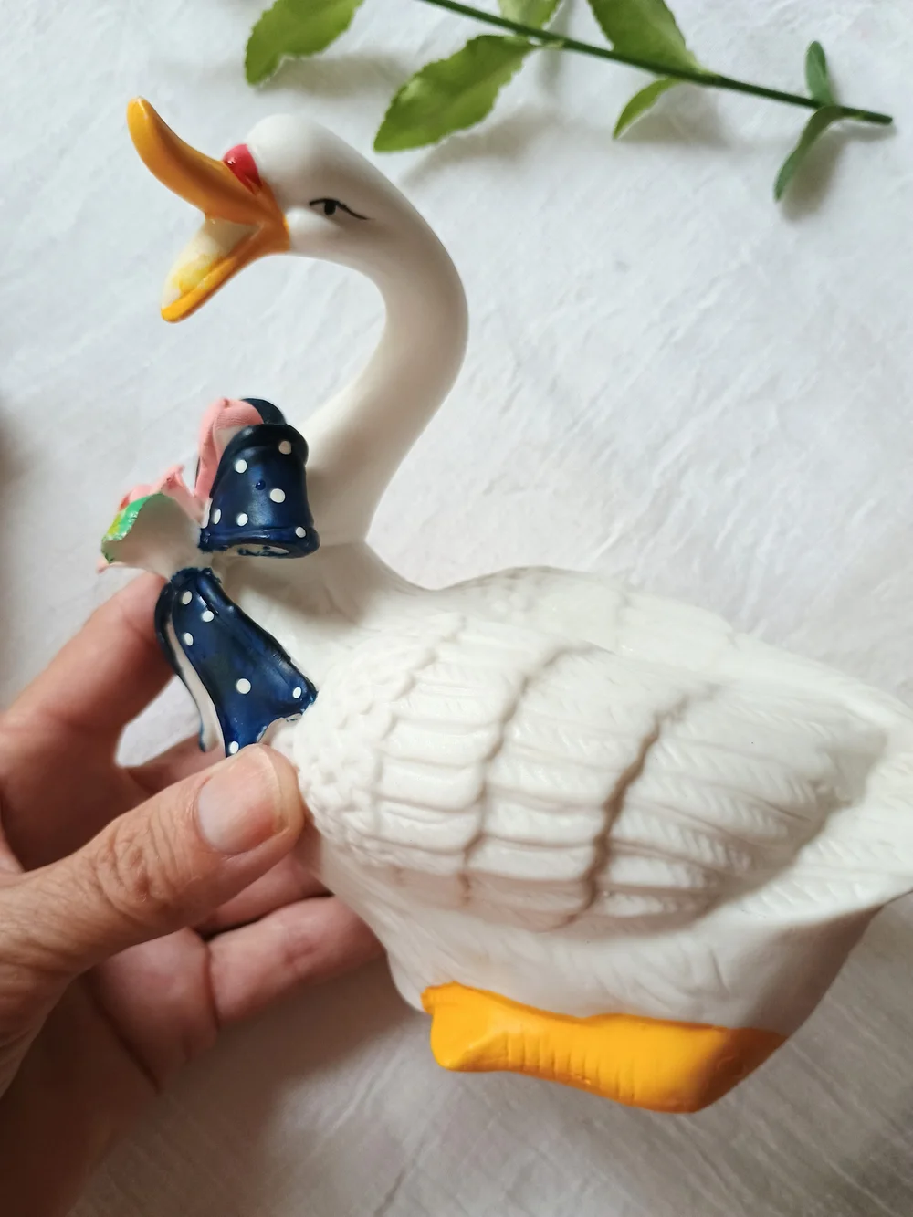 🧦 ECLECTIC GRANDPA 🧦 2 RARE TRu VTG Dapper Core Geese / Swan Ceramic Figurines